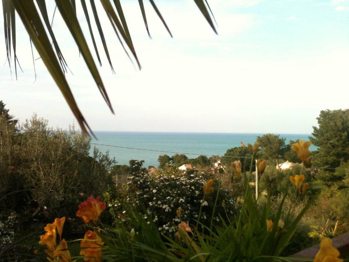 Stanza In Villa Con Giardino Vista Mare Cefalu Exterior photo